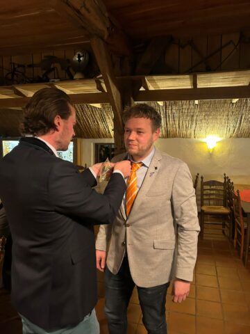 abf7bebc-7b1e-4e3e-8951-1c483df948c2